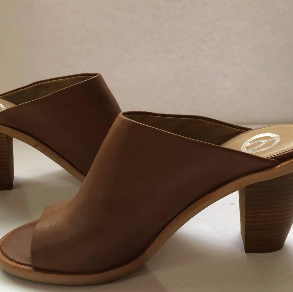 High heels slip on